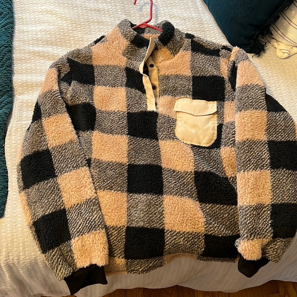 Brand new never worn high pile fleece pullover